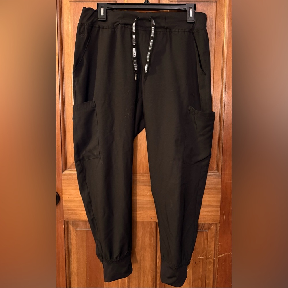 Med Couture Black Ankle Pants